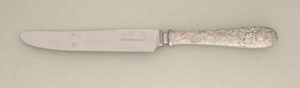 "REPOUSSE" DINNER KNIFE