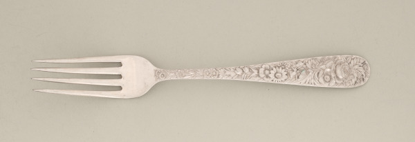 "REPOUSSE" DINNER FORK