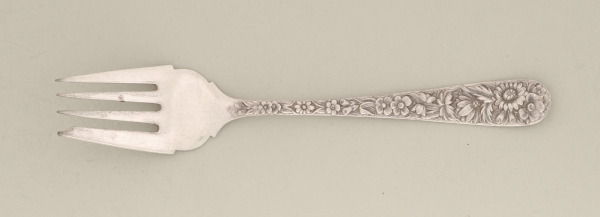 "REPOUSSE" SALAD FORK