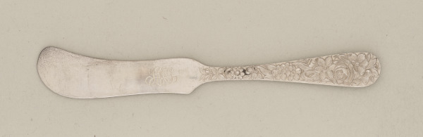 "REPOUSSE" BUTTER SPREADER