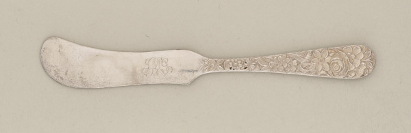 “Repousse” Butter Spreader