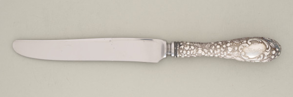 "CHRYSANTHEMUM" DINNER KNIFE