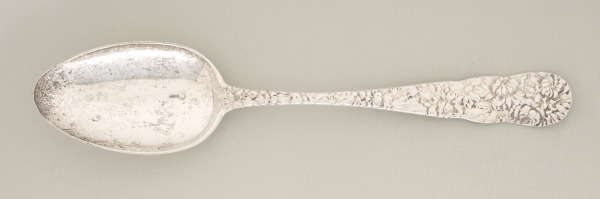 "CHRYSANTHEMUM" TABLESPOON