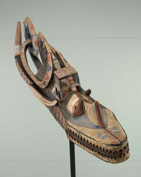 Headdress (Banda or Kumbaduba)