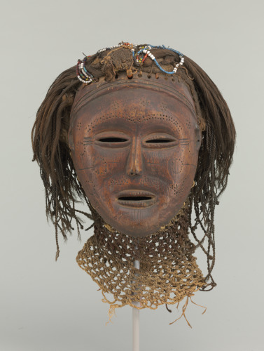 Female Ancestor Mask (Mwana wa Pwevo)