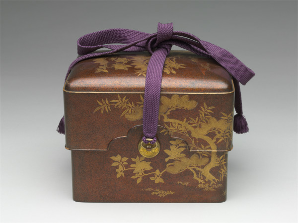 Cosmetic Box Decorated with the "Three Friends of Winter"