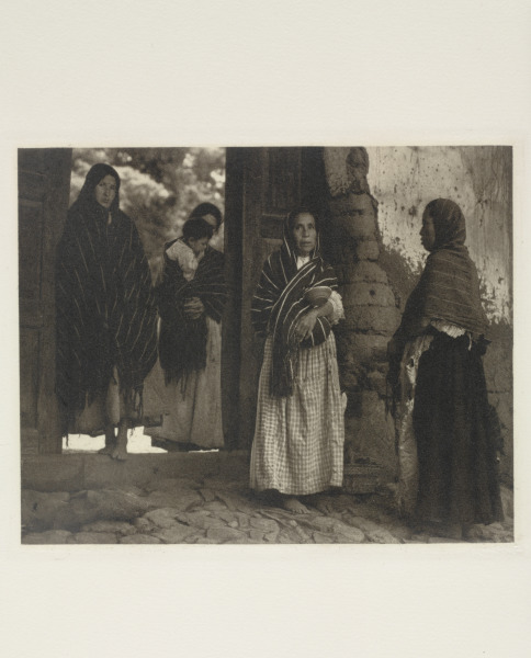 4. WOMEN OF SANTA ANNA · MICHOACAN