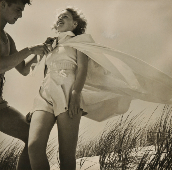FASHION PICTURE: WOMAN IN A CAFE. FOR VOGUE MAGAZINE.