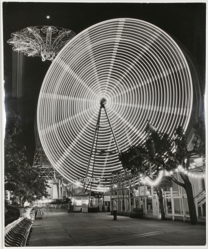 FERRIS WHEEL AT NIGHT