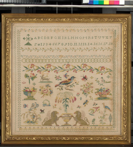 LEMON TREE FLANKED BY GRIFFINS