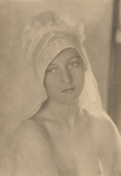 HEAD OF A YOUNG GIRL