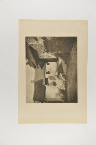 HOUSES NEAR AIX-LES-BAINS