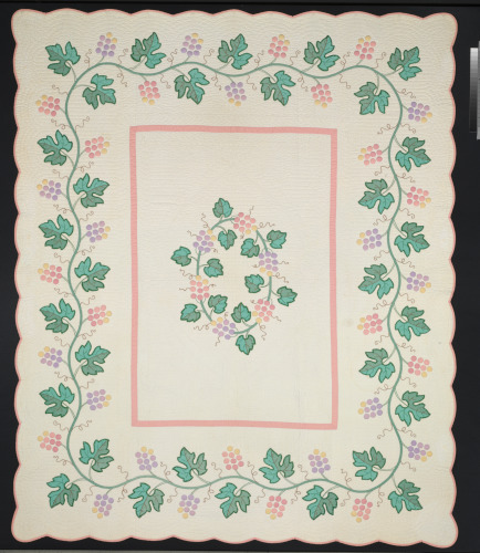 "PUFF-QUILTED GRAPE VINE" QUILT