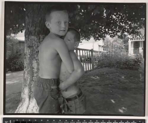 CHESTNUT STREET, LOUISVILLE