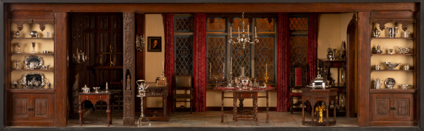 Early English Silver Shop, 1700-1725