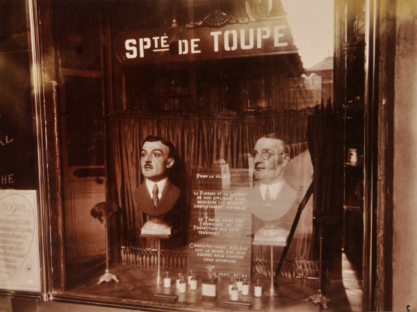 TOUPÉE SHOP, PALAIS ROYAL