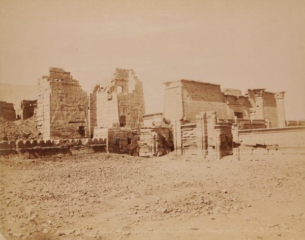 THEBES, MEDINET HABU, TEMPLE OF RAMESSES III, 19TH DYNASTY AND 18TH DYNASTY TEMPLE