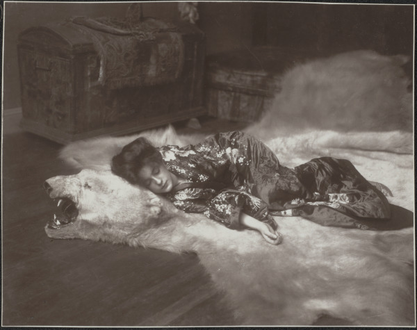 IN MY STUDIO: EVELYN NESBIT