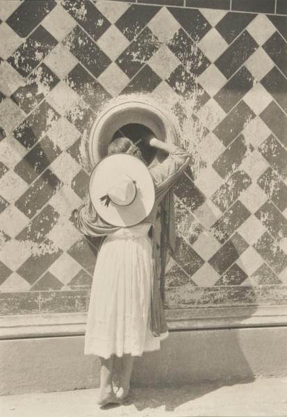 THE DAUGHTER OF THE DANCERS