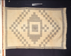 Blanket/Furnishing Cloth (Kpokpo)