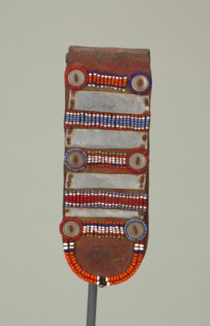 Beaded Ear Ornament (Inkonito Onkiyiaa)
