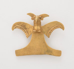 Pendant in the form of an eagle or king vulture with outstretched wings