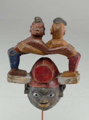 Headdress (Igi Gèlèdé Oníjàkadi)