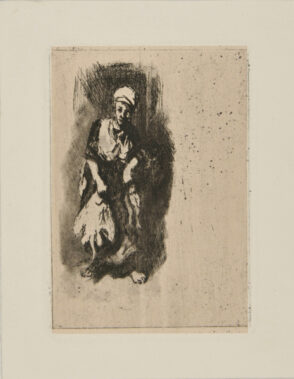 Femme pieds nus, tenant une raie et d’autres poissons