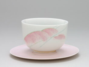 Teabowl Decorated with Flowering Muhly Grass